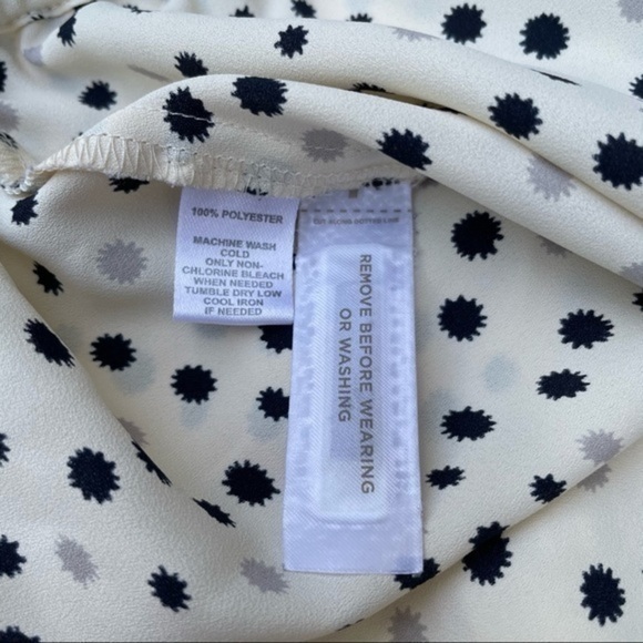 LOFT Cream Pleated Starbust Sleeveless Blouse XS - Picture 7 of 12